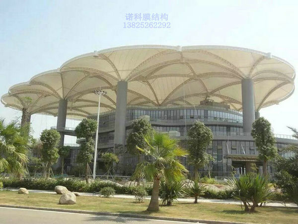 在鋼結(jié)構(gòu)設(shè)計(jì)施工圖中應(yīng)明確標(biāo)明的焊接技術(shù)要求